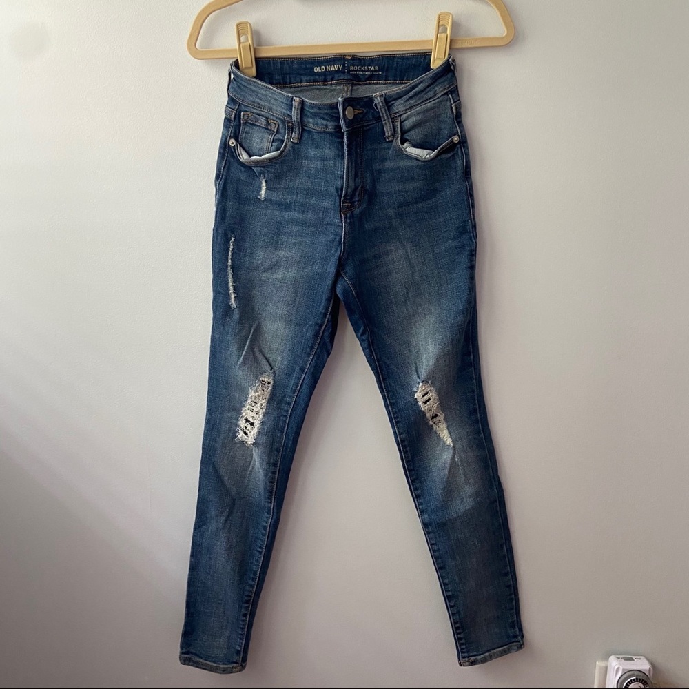 Old Navy Rockstar High Rise Distressed Skinny Jean